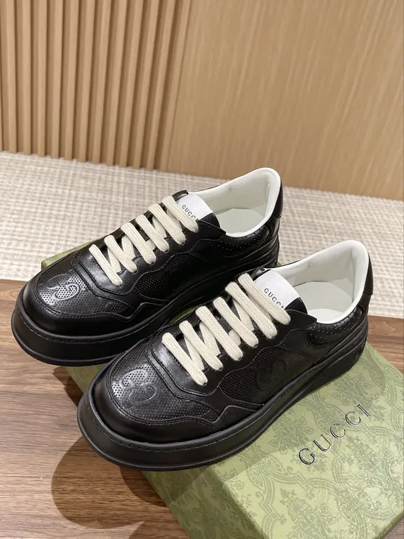 Gucci Shoe 